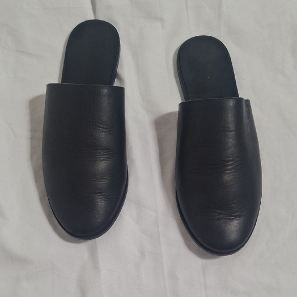 TKEES Wome's Black Leather Sandals Size 7 - Picture 1 of 7